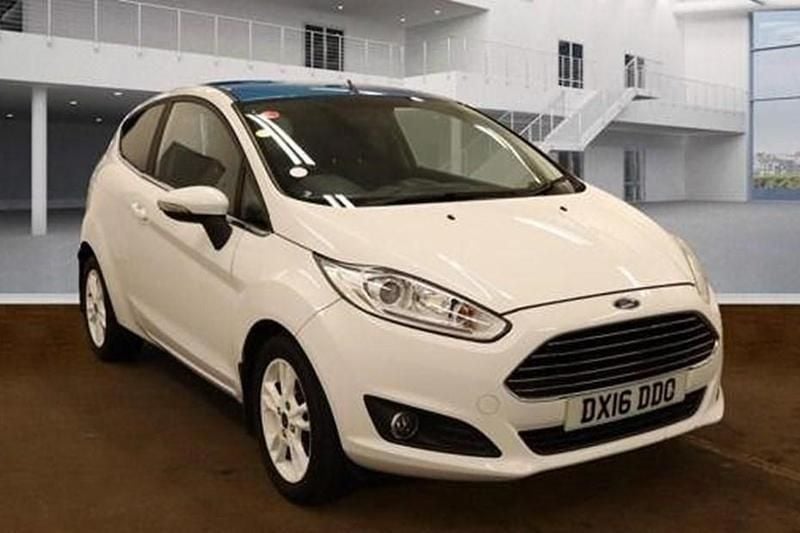 White Used 2016 Ford Fiesta Zetec Hatchback | £4,795 (Fair price) - Image 1/1