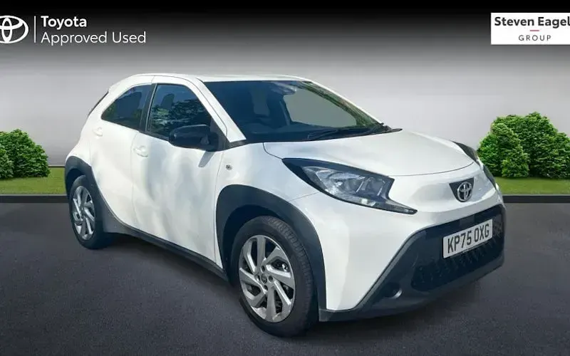 Used Toyota Aygo X PURE 72 HP (52 kW) 2025 SUV