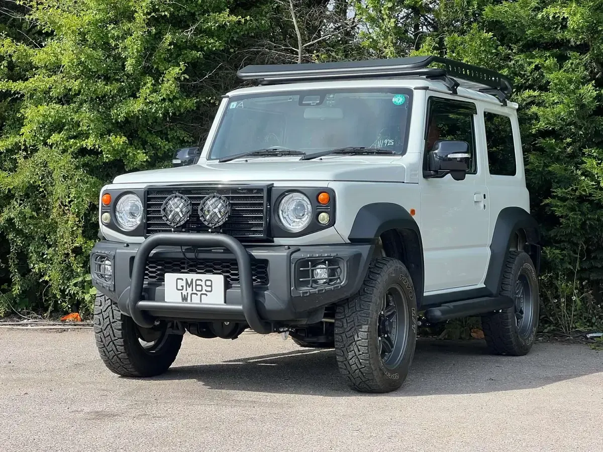 Used Suzuki Jimny SZ5 101 HP (74 kW) 2026 White SUV