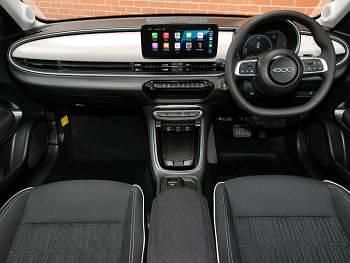 Neu Fiat 600 136 PS (100 kW) 2025 Beige Kleinwagen