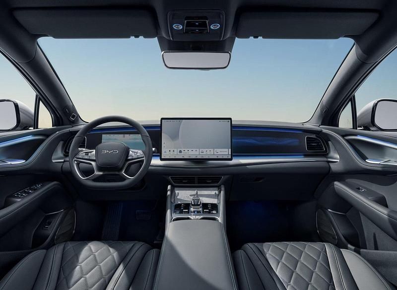 New BYD Sealion 7 Design 11 kW (15 HP) 2026 Obsidian black SUV