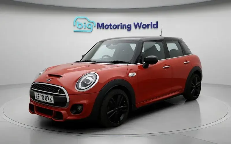 Usado Mini Cooper S Hatch 192 HP (141 kW) 2020 Laranja Citadino