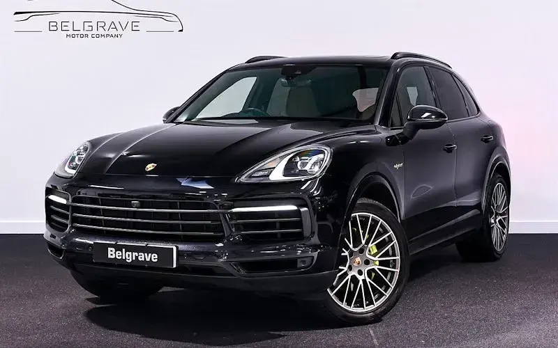 Used Porsche Cayenne Platinum Edition 462 HP (339 kW) 2022 Black SUV