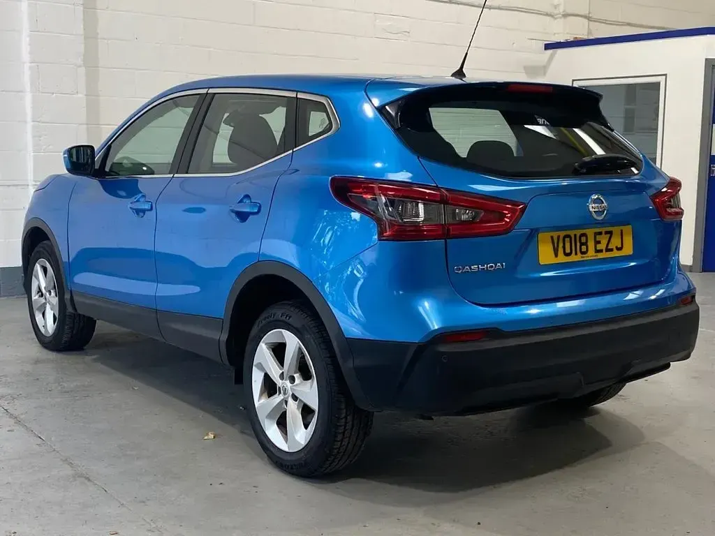 Used Nissan Qashqai Acenta 110 HP (80 kW) 2018 Blue SUV