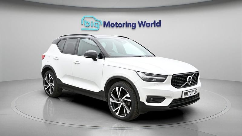Used Volvo XC40 R-Design Pro 194 HP (142 kW) 2021 SUV