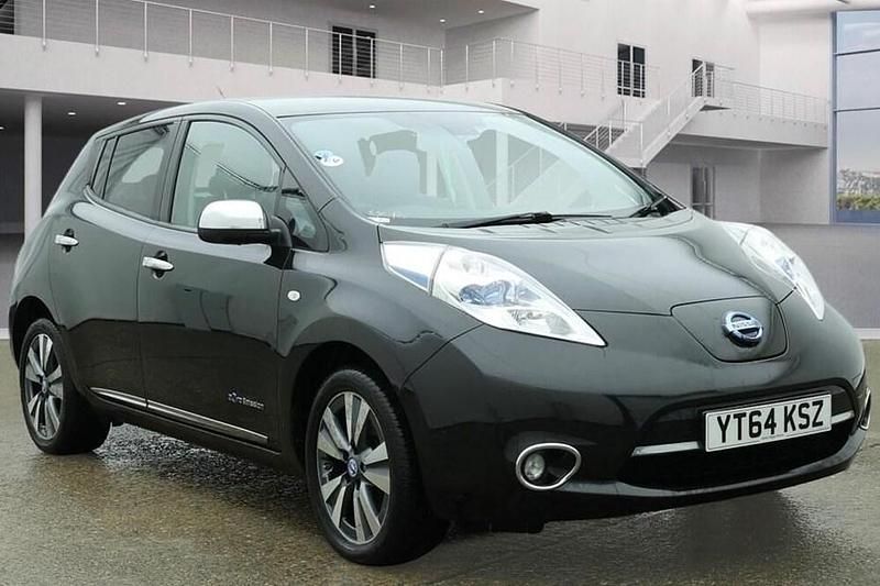 Used Nissan Leaf Tekna 80 kW (109 HP) 2014 Black Hatchback