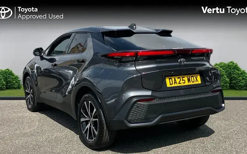 New Toyota C-HR Design 223 HP (164 kW) 2025 Grey SUV