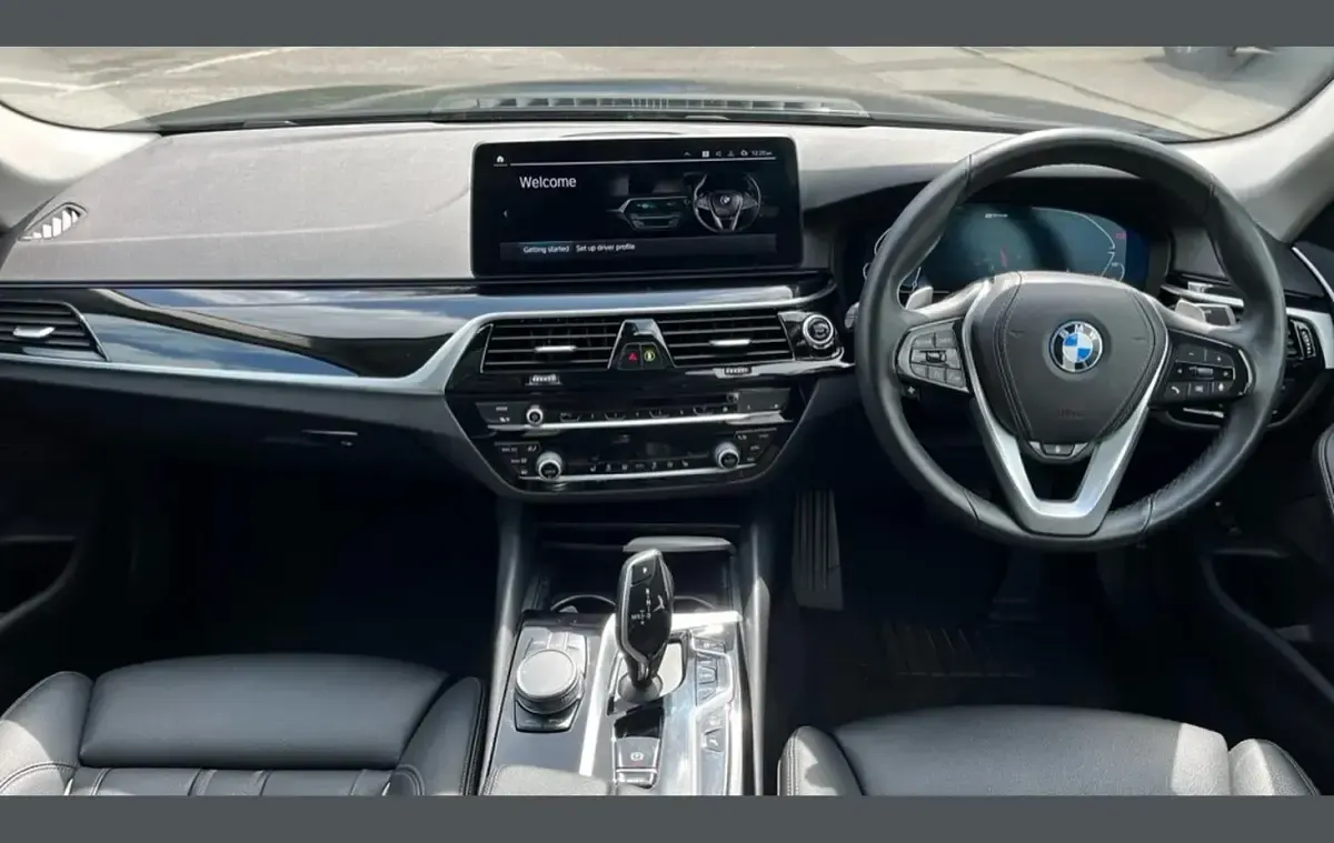 Used BMW 530e Comfort Edition 292 HP (214 kW) 2023 Black Sedan