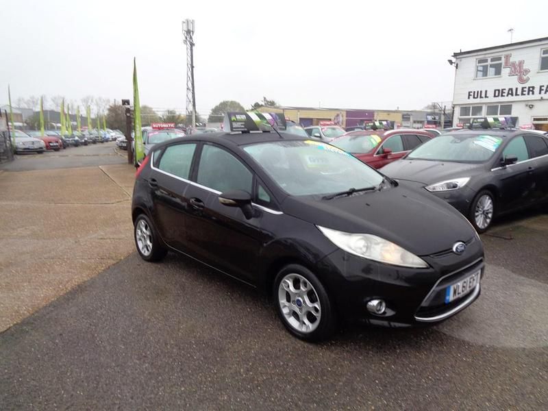 Black Used 2011 Ford Fiesta Zetec Hatchback | £3,995 (Expensive) - Image 1/4