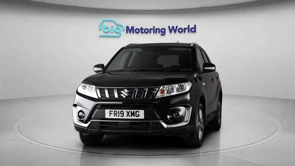 Gebraucht Suzuki Vitara SZ-T 111 PS (81 kW) 2019 Schwarz SUV