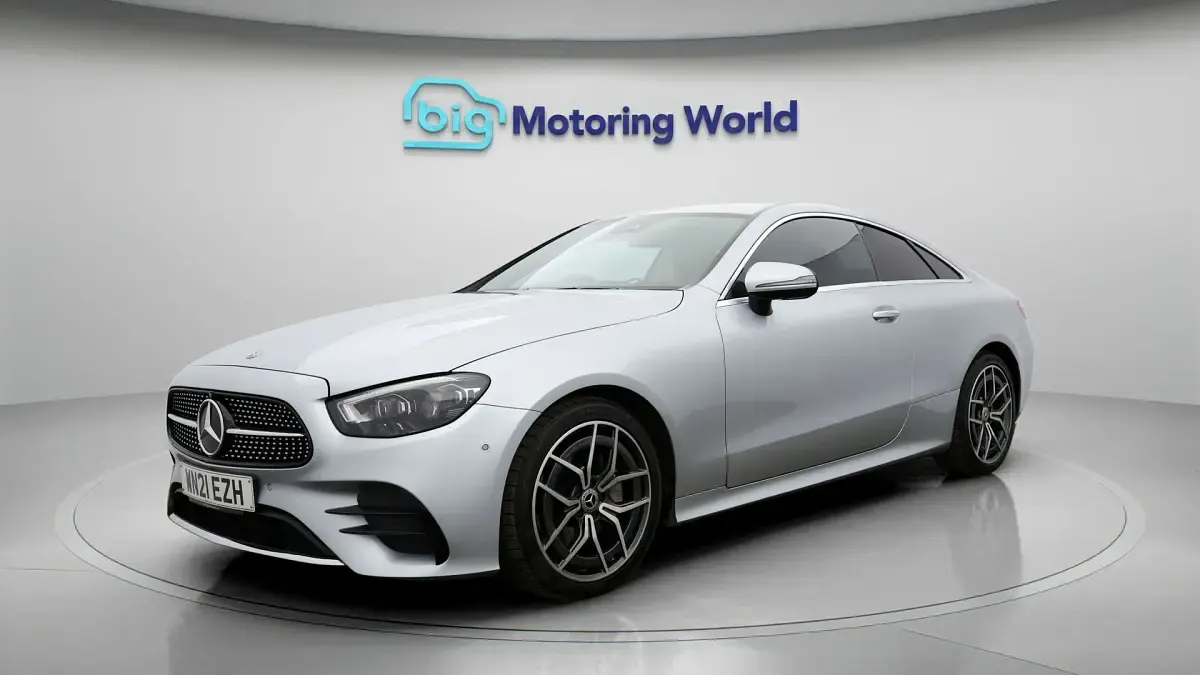 Used Mercedes E220 AMG line 194 HP (142 kW) 2021 Silver Coupe