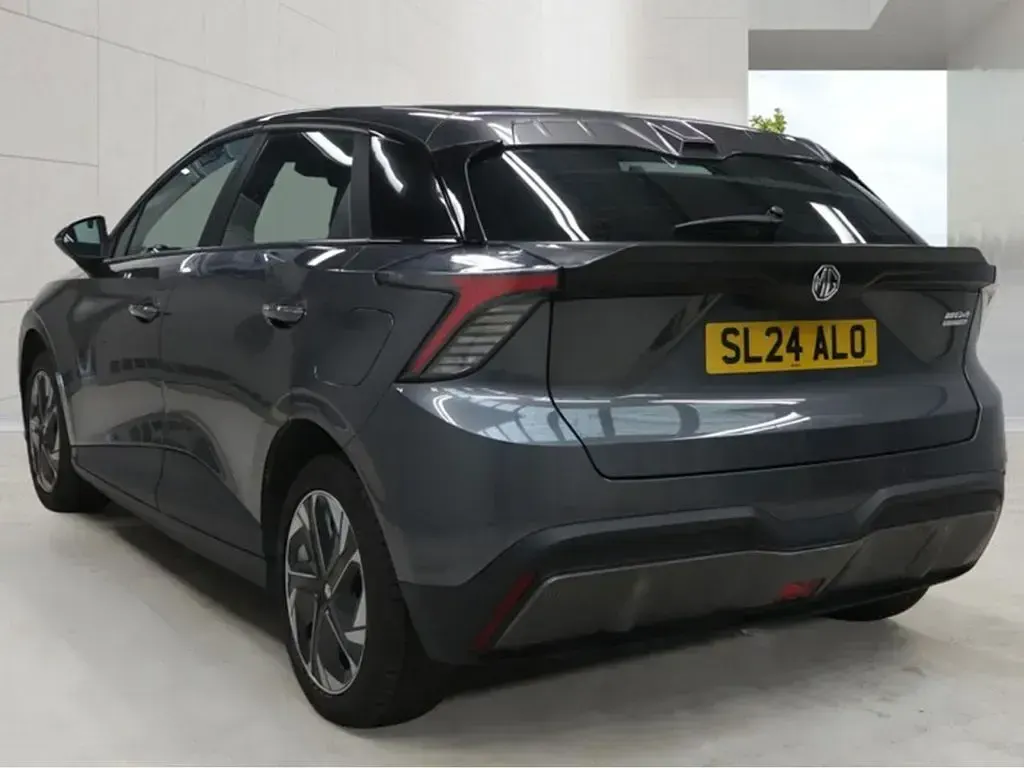 Used MG MG4 EV SE 2024 Grey Hatchback