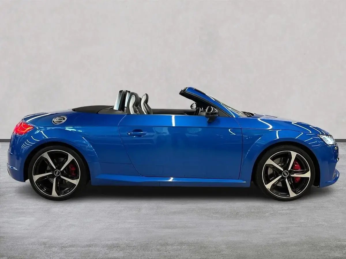 Used Audi TT Roadster Black Edition 2017 Blue Cabriolet