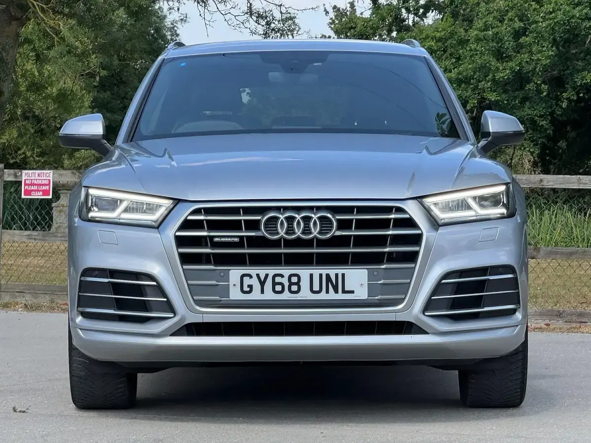 Used Audi Q5 S-Line 190 HP (139 kW) 2018 Silver SUV