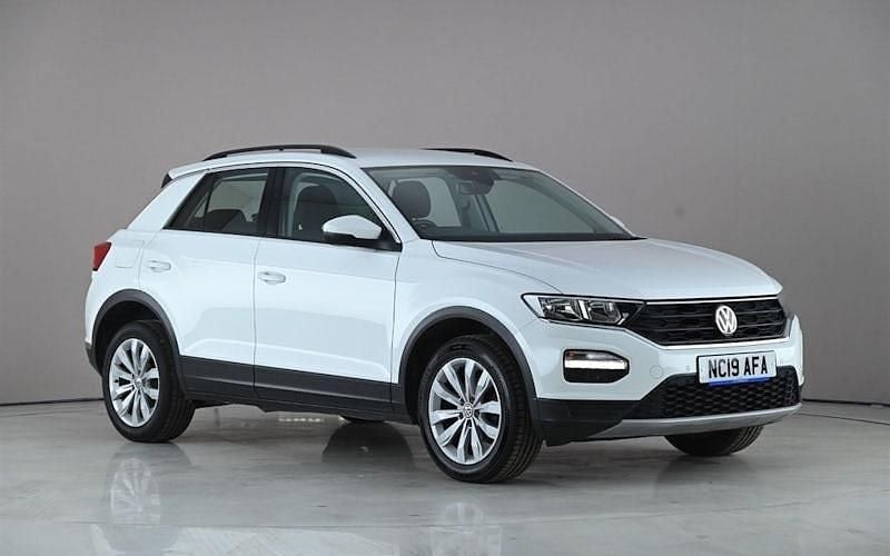 Used VW T-Roc SE 116 HP (85 kW) 2019 White SUV