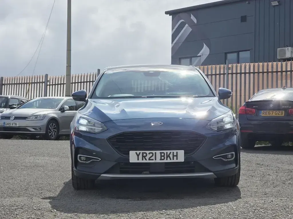 Used Ford Focus Active X 120 HP (88 kW) 2021 Blue Hatchback