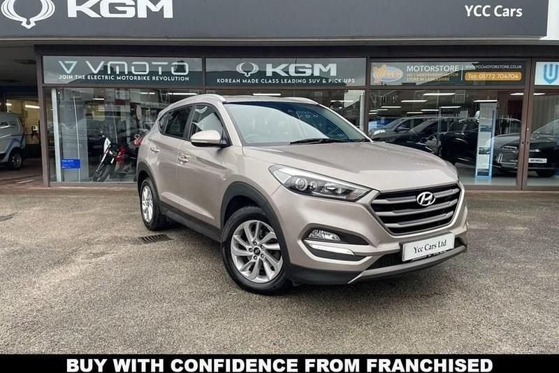 Beige Used 2016 Hyundai Tucson SE SUV | £9,295 (Good price) - Image 1/1