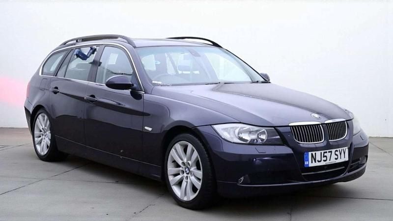 Blue Used 2007 BMW 330 Estate | £5,980 (Fair price) - Image 1/4