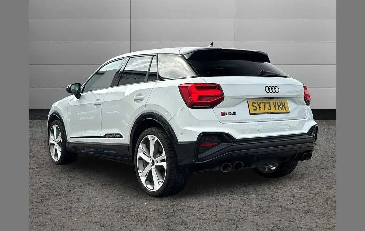 Used Audi SQ2 Comfort 300 HP (220 kW) 2023 White SUV