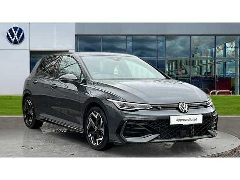 Used VW Golf VIII 150 HP (110 kW) 2025