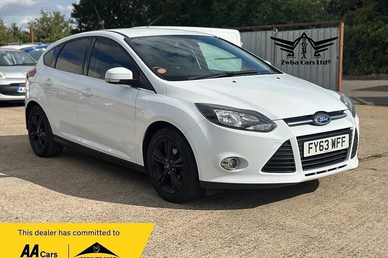 White Used 2013 Ford Focus Zetec Hatchback | £3,495 (Fair price) - Image 1/1