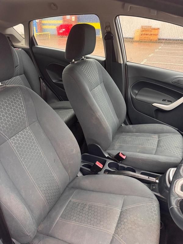 Used Ford Fiesta Zetec 2011 Silver Hatchback