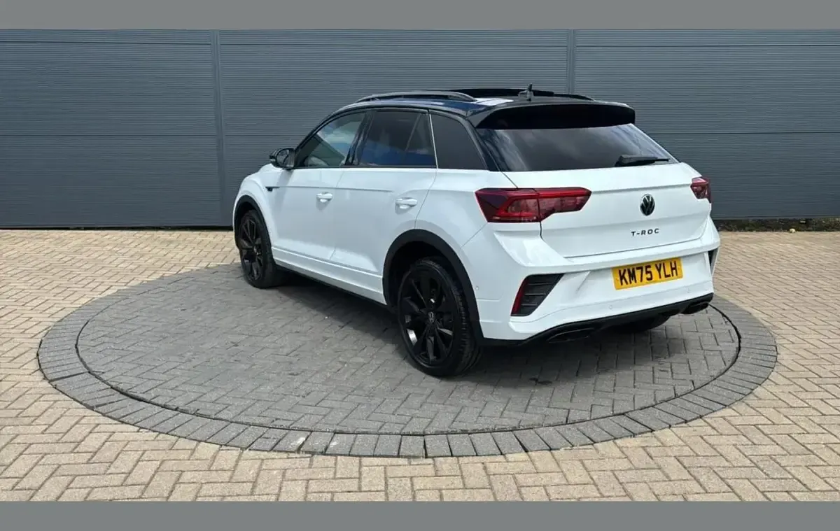 Used VW T-Roc Black Edition 150 HP (110 kW) 2025 White SUV