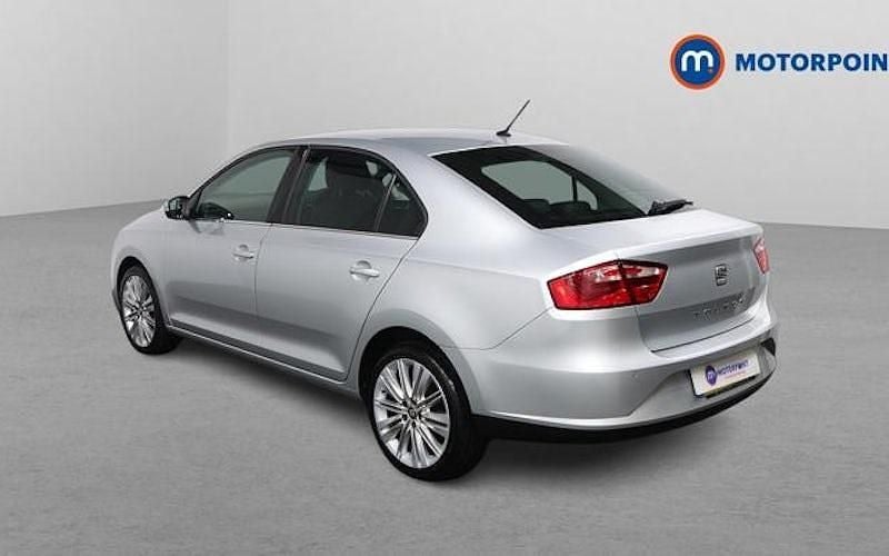 Used Seat Toledo XCELLENCE 110 HP (80 kW) 2018 Silver Hatchback