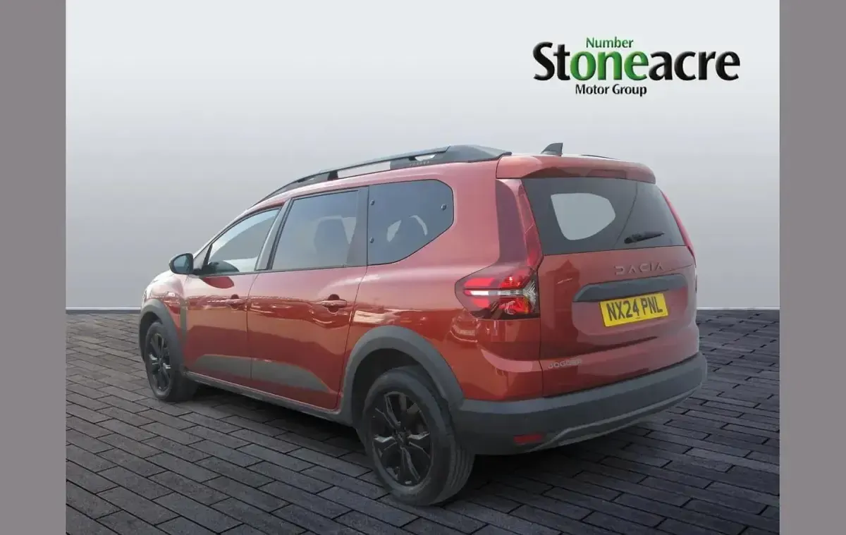 Used Dacia Jogger Extreme 110 HP (80 kW) 2023 Brown MPV