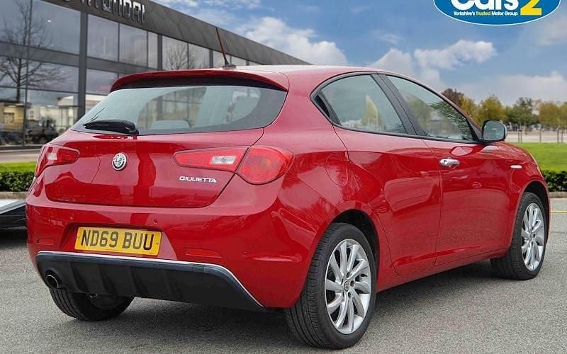Used Alfa Romeo Giulietta Super 120 HP (88 kW) 2020 Red Hatchback