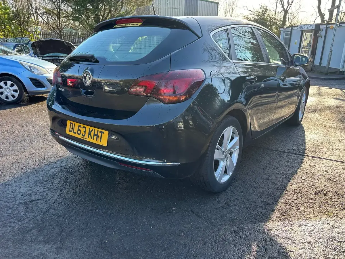 Gebraucht Vauxhall Astra SRi 2014 Schwarz Kleinwagen