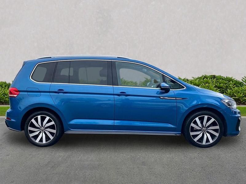 Used VW Touran R-line 150 HP (110 kW) 2020 Blue MPV