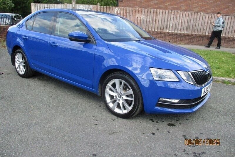 Blue Used 2019 Skoda Octavia SE L Hatchback | £8,995 (Good price) - Image 1/1