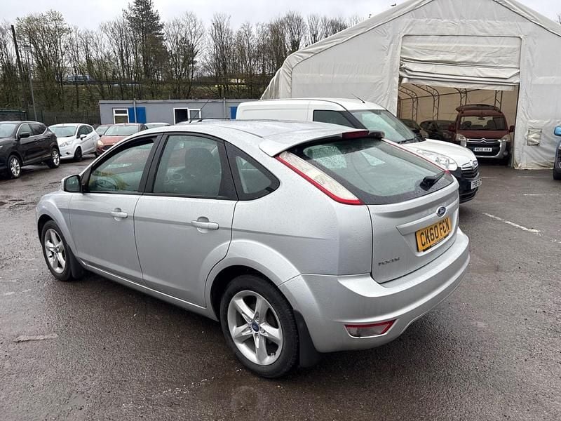Used Ford Focus Zetec 2010 Silver Hatchback