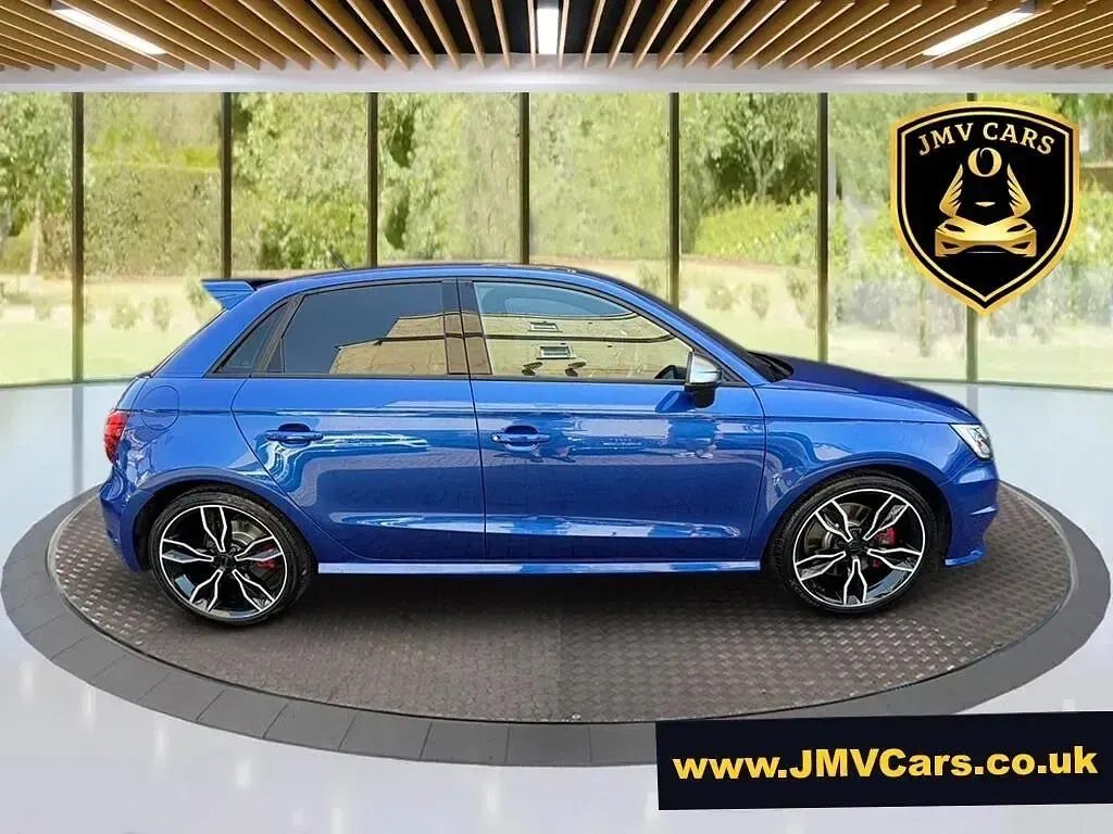 Used Audi A1 Competition 231 HP (169 kW) 2018 Blue Hatchback