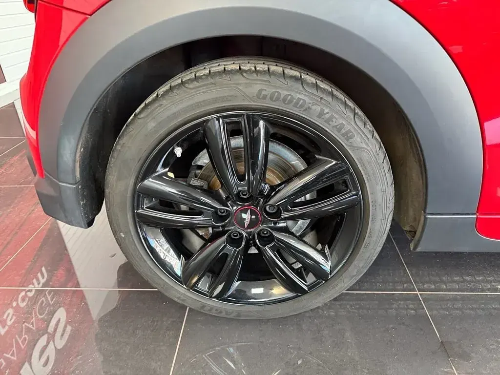 Used Mini Cooper Hatch 136 HP (100 kW) 2021 Red Hatchback