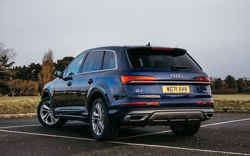 Used Audi Q7 S-Line 231 HP (169 kW) 2024 SUV