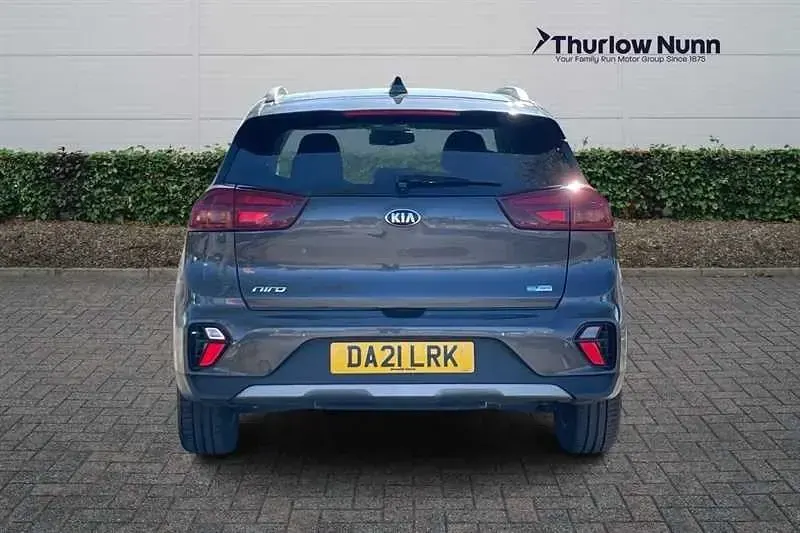 Gebraucht Kia Niro 141 PS (103 kW) 2021 Grau SUV