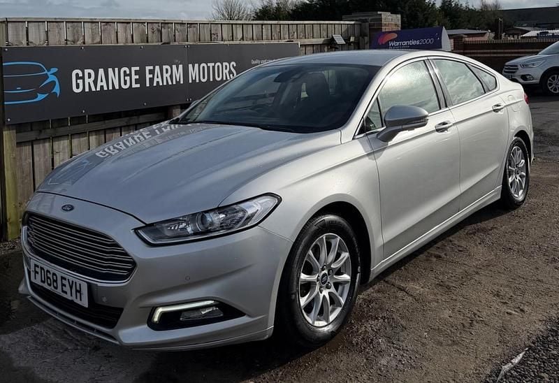 Used Ford Mondeo Zetec 150 HP (110 kW) 2018 Silver Hatchback