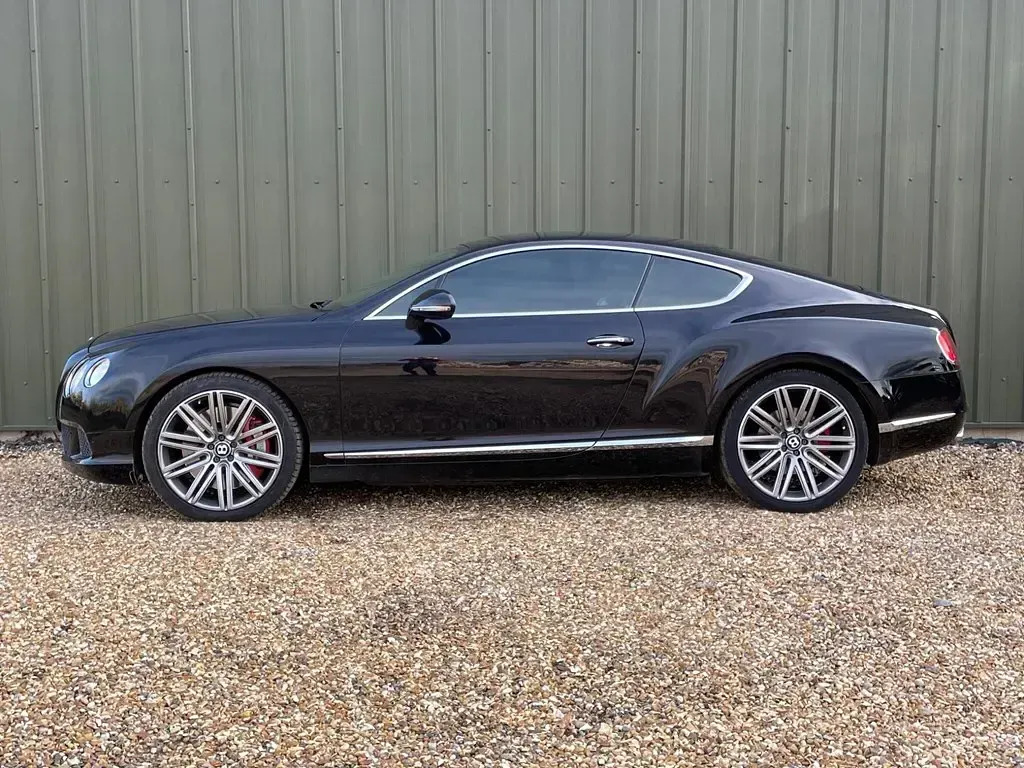 Begagnad Bentley Continental 2013 Svart Sportkupé