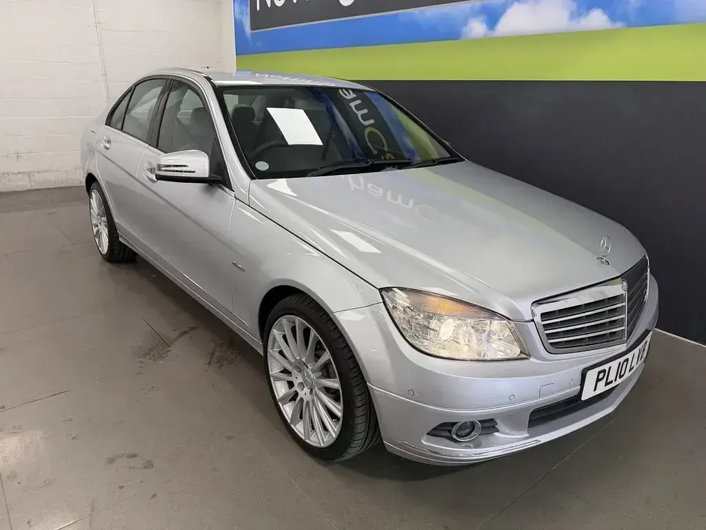 Used Mercedes C180 Elegance 156 HP (114 kW) 2010 Silver Sedan