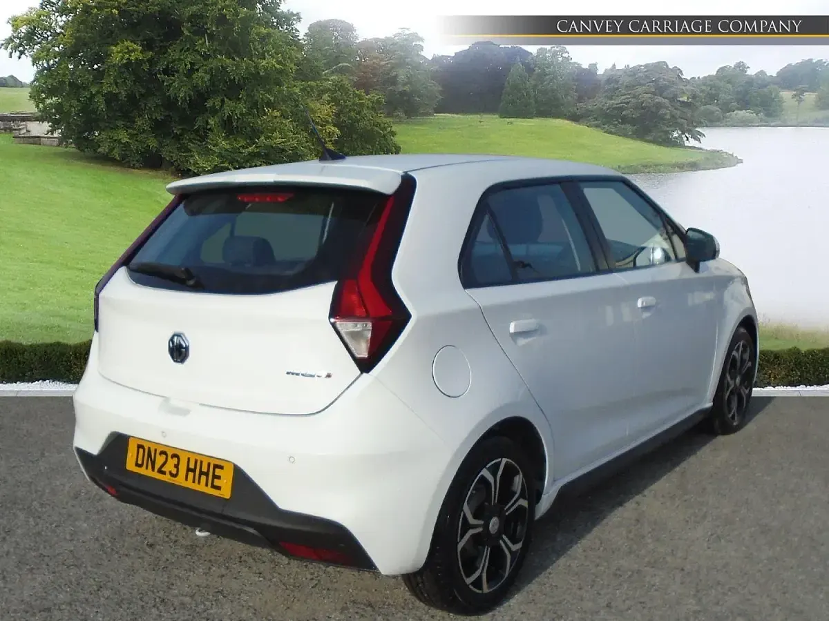 Used MG MG3 Excite 106 HP (77 kW) 2023 White Hatchback