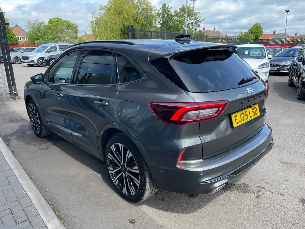 Used Ford Kuga ST-Line X 183 HP (134 kW) 2025 Grey SUV