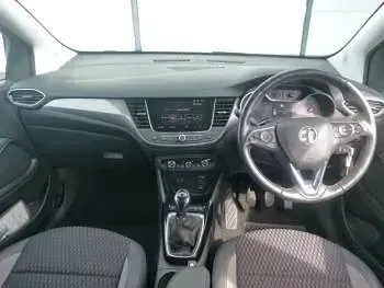 Used Vauxhall Crossland X Elite 81 HP (59 kW) 2019 White SUV