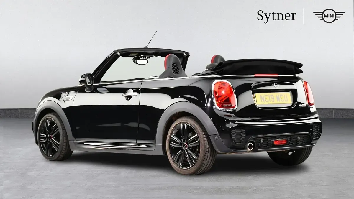 Used Mini Cooper Sport 134 HP (98 kW) 2019 Black Hatchback