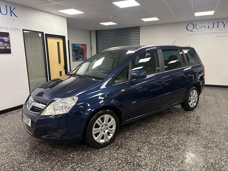 Used Vauxhall Zafira Design Edition 125 HP (91 kW) 2011 Blue MPV