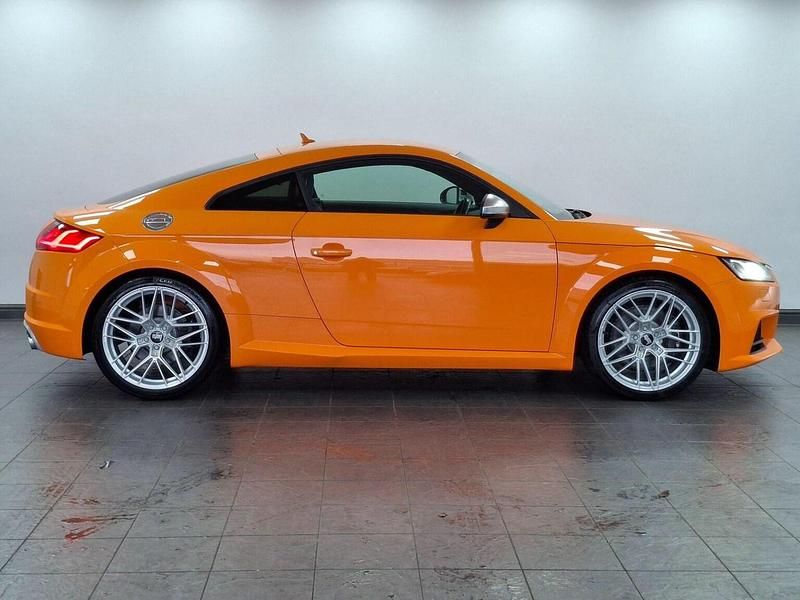 Used Audi TTS Comfort 310 HP (228 kW) 2016 Orange Coupe