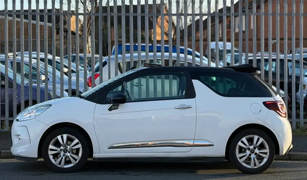Usado Citroën DS3 Cabriolet 2013 Branco Cabrios