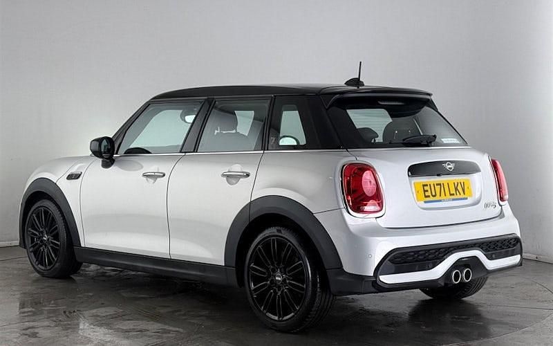Used Mini Cooper S Exclusive 178 HP (130 kW) 2022 Hatchback