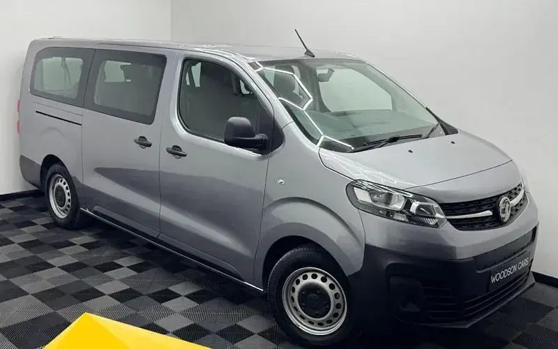 Used Vauxhall Vivaro 100 kW (136 HP) 2023 MPV